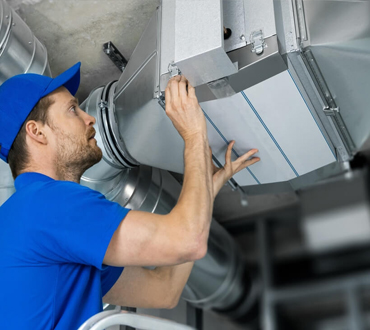 https://www.servicemaster-mb.com/wp-content/uploads/2024/04/hvac-and-duct-cleaning-2.jpg